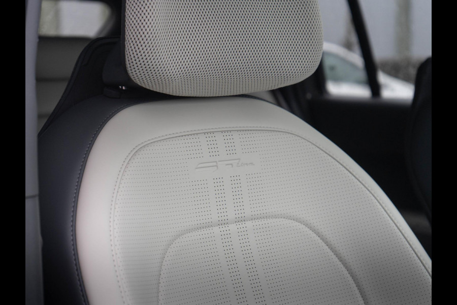Kia EV3 GT-Line 81.4 kWh | OP VOORRAAD SNEL RIJDEN | Schuif kantel dak | Navigatie | Stoel en stuur verwarming |