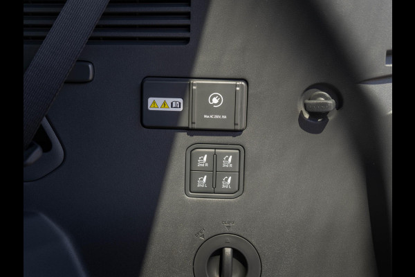 Kia EV9 Air 99.8 kWh | Stoelverwarming | Dodehoek assistentie |