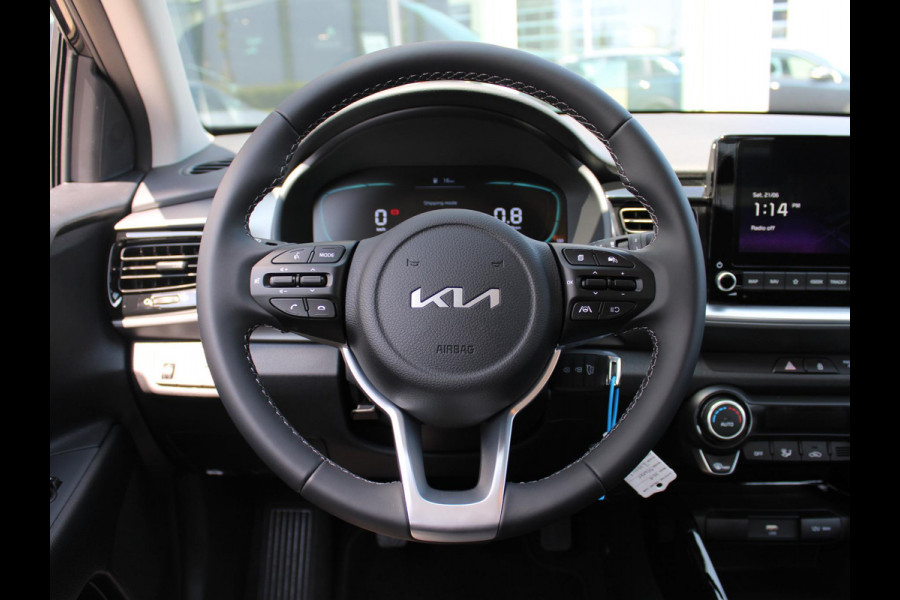 Kia Stonic 1.0 T-GDi MHEV DynamicLine | OP VOORRAAD | DIRECT RIJDEN | Navigatie | Achteruitrijcamera |