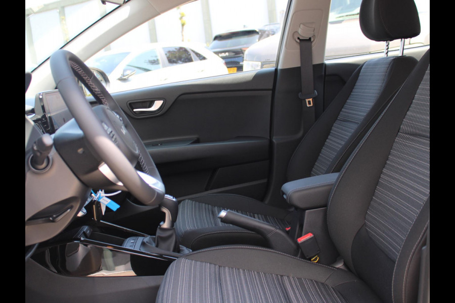 Kia Stonic 1.0 T-GDi MHEV DynamicLine | OP VOORRAAD | DIRECT RIJDEN | Navigatie | Achteruitrijcamera |
