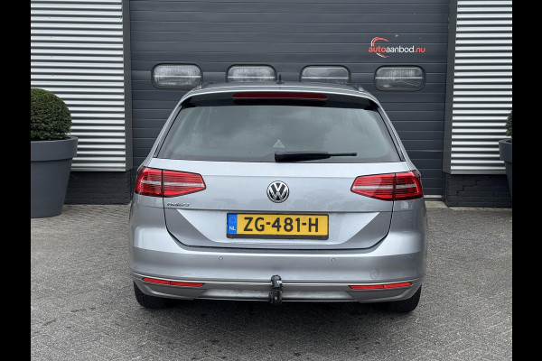Volkswagen Passat Variant 2.0 TDI Highline Business R | Navigatie | Camera | DAB | Trekhaak |