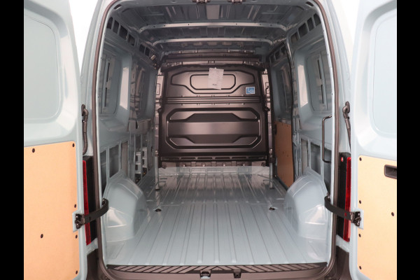 Renault Master T35 150 PK L2H2 EXTRA NIEUW MODEL ( BPM VRIJ ) LED AIRCO ECC CARPLAY CAMERA PARKEERSENSOREN LANE ASSIST 270 GRADEN DEUREN
