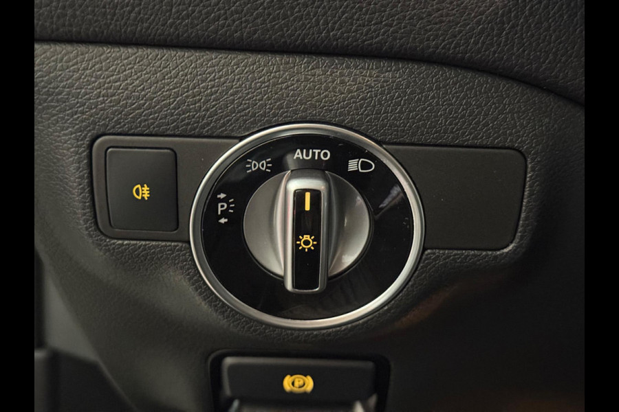 Mercedes-Benz GLA 250 4Matic Premium Plus PEAK AMG Night | Pano | Keyless | Camera | Navi | Stoelverwarming