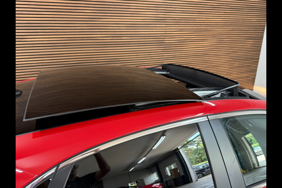 Kia Ceed 1.4 T-GDi Automaat GT-Line | Pano | Sportstoelen | Adaptive Cruise | Carplay