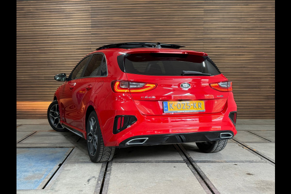 Kia Ceed 1.4 T-GDi Automaat GT-Line | Pano | Sportstoelen | Adaptive Cruise | Carplay
