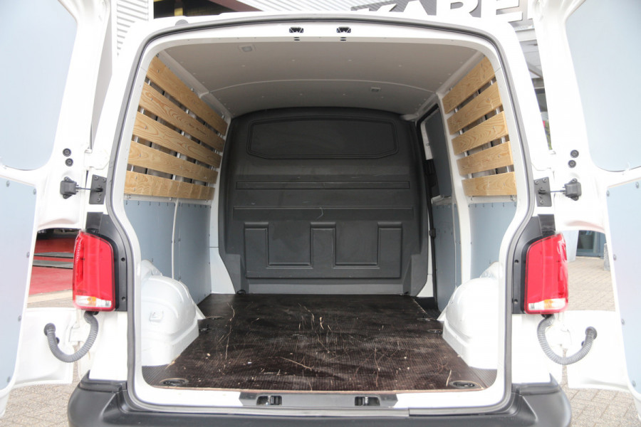 Volkswagen Transporter 2.0 TDI | L2H1 | 30.000KM | Cruise | Airco..