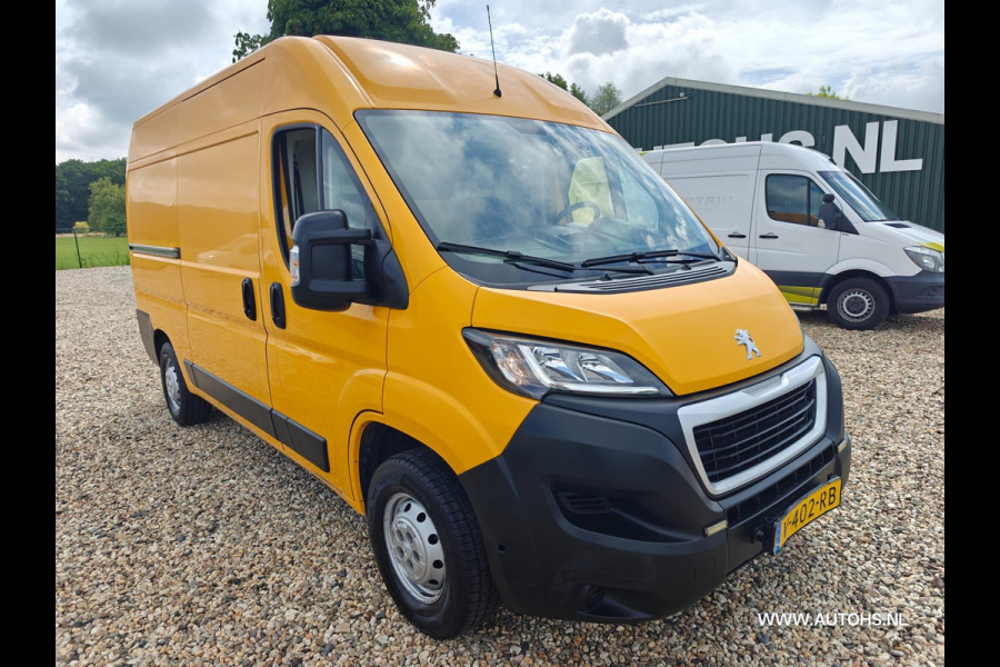 Peugeot Boxer 335 2.0 BlueHDI L2H2 2x schuifdeur , Apk juli 2026 , Camera , cruise , airco , 1e Eig , Euro 6.