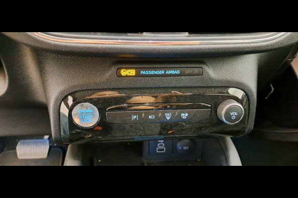 Ford Kuga 2.5 PHEV Titanium 225pk | Driver Assistance Pack | Winterpack | 2.100kg Trekgewicht | SYNC 4 Navigatie