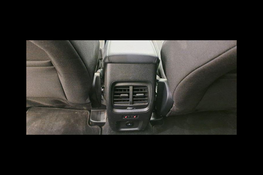 Ford Kuga 2.5 PHEV Titanium 225pk | Driver Assistance Pack | Winterpack | 2.100kg Trekgewicht | SYNC 4 Navigatie