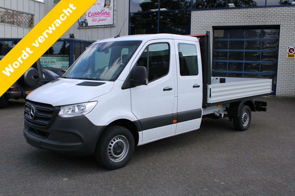 Mercedes-Benz Sprinter 317 CDI L3 RWD Pro DC 3500kg Trekhaak, Smartphone integratiepakket Open laadbak 340x203x40 Mercedes-Benz Sprinter 317 CDI L3 RWD Pro DC 3500kg Trekhaak, Smartphone integratiepakket Open laadbak 340x203x40