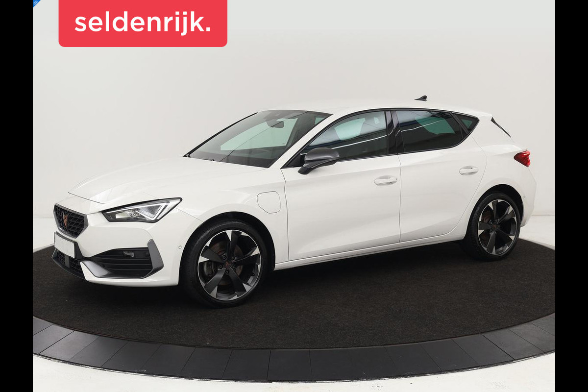 CUPRA Leon 1.4 e-Hybrid | Stoel & stuurverwarming | Camera | Carplay | Sfeerverlichting | Navigatie | Keyless | Full LED | Sportstoelen | PHEV CUPRA Leon 1.4 e-Hybrid | Stoel & stuurverwarming | Camera | Carplay | Sfeerverlichting | Navigatie | Keyless | Full LED | Sportstoelen | PHEV