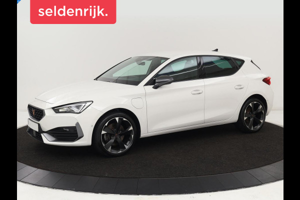 CUPRA Leon 1.4 e-Hybrid | Stoel & stuurverwarming | Camera | Carplay | Sfeerverlichting | Navigatie | Keyless | Full LED | Sportstoelen | PHEV