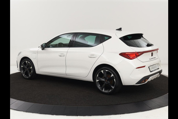 CUPRA Leon 1.4 e-Hybrid | Stoel & stuurverwarming | Camera | Carplay | Sfeerverlichting | Navigatie | Keyless | Full LED | Sportstoelen | PHEV