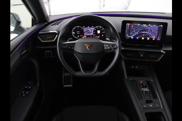 CUPRA Leon 1.4 e-Hybrid | Stoel & stuurverwarming | Camera | Carplay | Sfeerverlichting | Navigatie | Keyless | Full LED | Sportstoelen | PHEV
