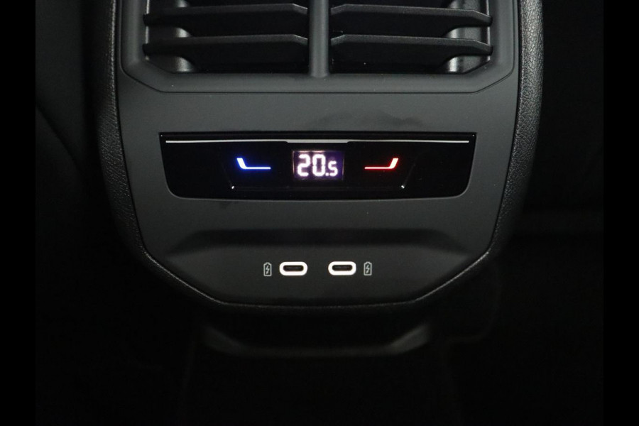 CUPRA Leon 1.4 e-Hybrid | Stoel & stuurverwarming | Camera | Carplay | Sfeerverlichting | Navigatie | Keyless | Full LED | Sportstoelen | PHEV