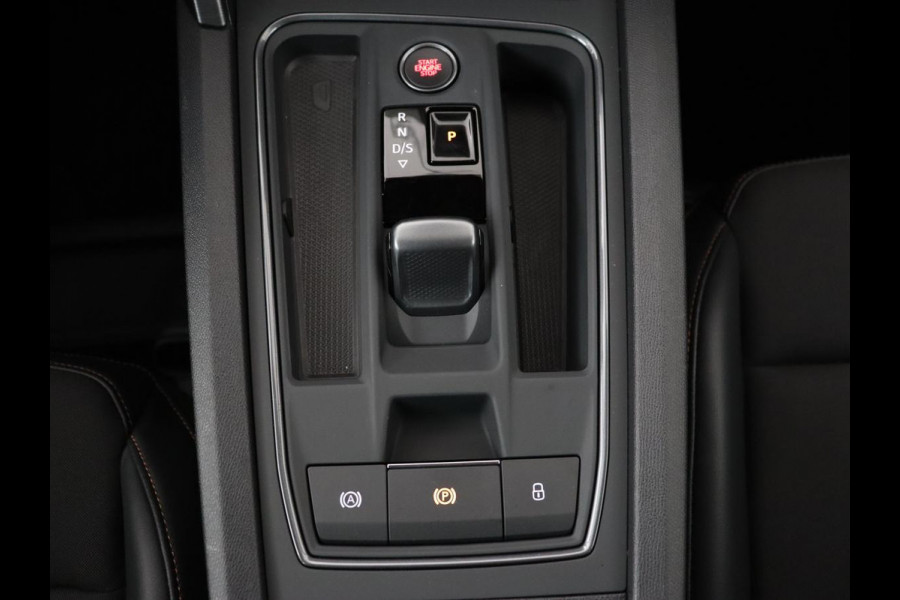 CUPRA Leon 1.4 e-Hybrid | Stoel & stuurverwarming | Camera | Carplay | Sfeerverlichting | Navigatie | Keyless | Full LED | Sportstoelen | PHEV