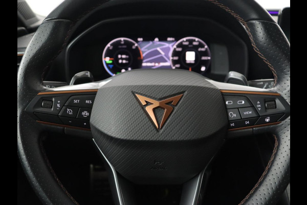 CUPRA Leon 1.4 e-Hybrid | Stoel & stuurverwarming | Camera | Carplay | Sfeerverlichting | Navigatie | Keyless | Full LED | Sportstoelen | PHEV