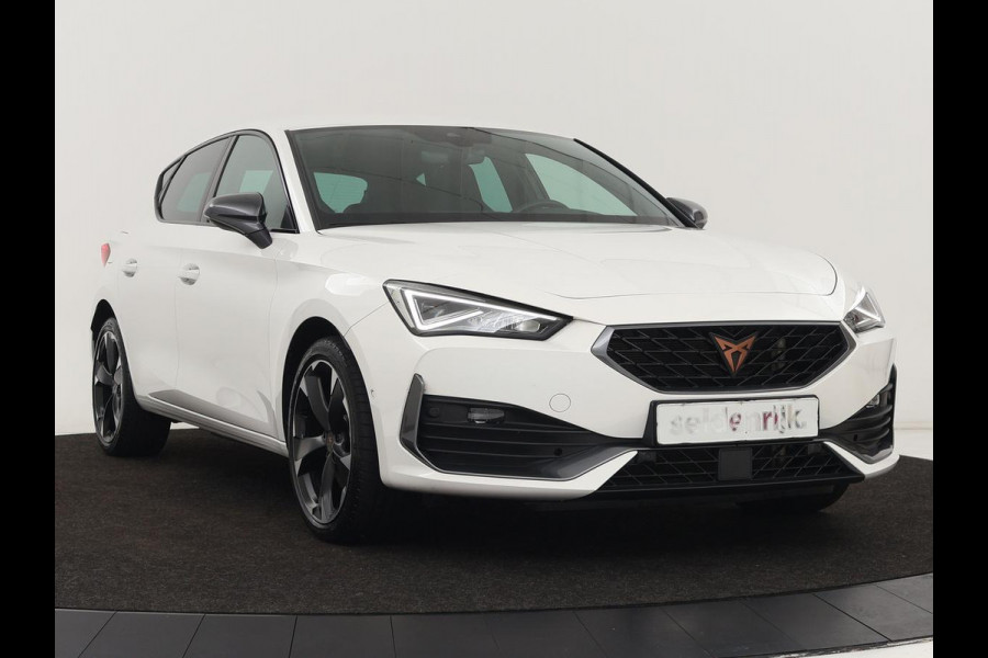CUPRA Leon 1.4 e-Hybrid | Stoel & stuurverwarming | Camera | Carplay | Sfeerverlichting | Navigatie | Keyless | Full LED | Sportstoelen | PHEV