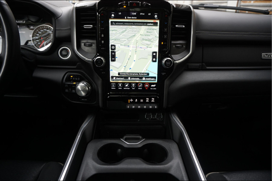 Dodge Ram 1500 5.7 V8 4x4 Crew Cab Laramie Sport | Luchtvering | HUD | Adaptieve Cruise | Lane Departure Meesturen | Keyless | Camerabeeld spiegel | Harman Kardon | Apple Carplay | Gedeelde achterklep | 200 liter LPG