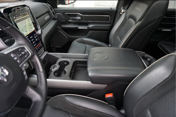 Dodge Ram 1500 5.7 V8 4x4 Crew Cab Laramie Sport | Luchtvering | HUD | Adaptieve Cruise | Lane Departure Meesturen | Keyless | Camerabeeld spiegel | Harman Kardon | Apple Carplay | Gedeelde achterklep | 200 liter LPG