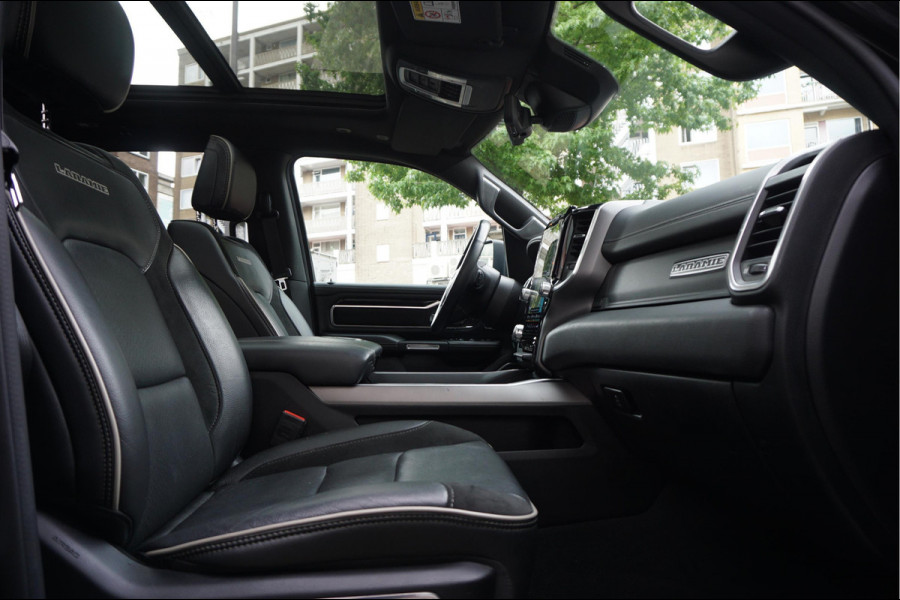 Dodge Ram 1500 5.7 V8 4x4 Crew Cab Laramie Sport | Luchtvering | HUD | Adaptieve Cruise | Lane Departure Meesturen | Keyless | Camerabeeld spiegel | Harman Kardon | Apple Carplay | Gedeelde achterklep | 200 liter LPG