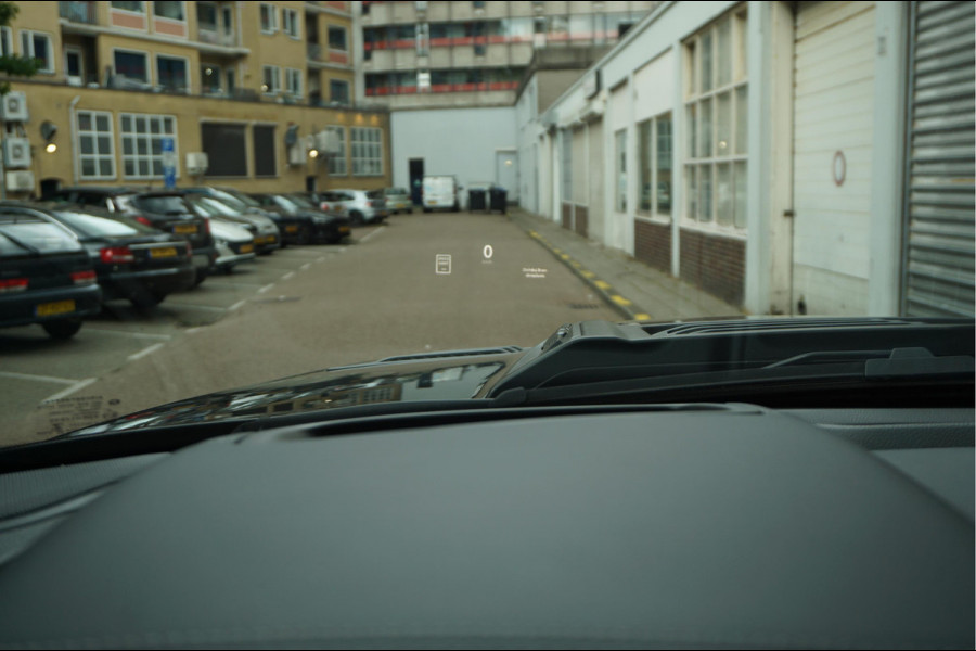 Dodge Ram 1500 5.7 V8 4x4 Crew Cab Laramie Sport | Luchtvering | HUD | Adaptieve Cruise | Lane Departure Meesturen | Keyless | Camerabeeld spiegel | Harman Kardon | Apple Carplay | Gedeelde achterklep | 200 liter LPG