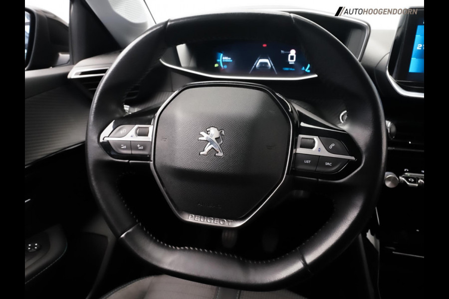 Peugeot 208 1.2 PureTech Blue Lease Allure (APPLE CARPLAY,LED,NAVIGATIE,DIGITAAL DISPLAY,CRUISE,LED VERLICHTING,CAMERA,NIEUWE APK)