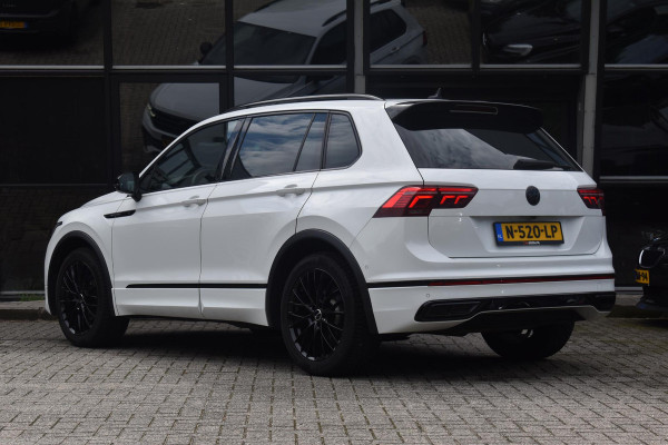 Volkswagen Tiguan 1.5 TSI R-Line Business+ Lane ACC Leder Sfeer 360C Trekhaak