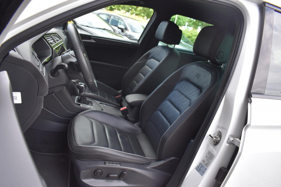 Volkswagen Tiguan 1.5 TSI R-Line Business+ Lane ACC Leder Sfeer 360C Trekhaak