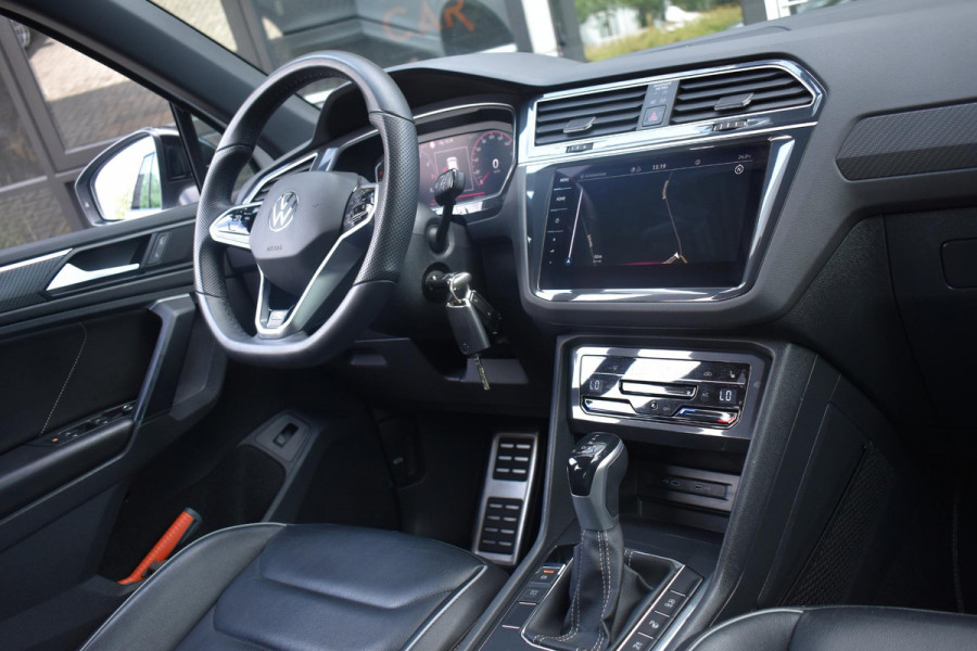 Volkswagen Tiguan 1.5 TSI R-Line Business+ Lane ACC Leder Sfeer 360C Trekhaak