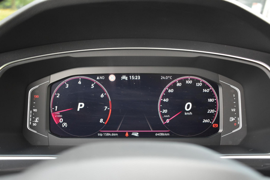 Volkswagen Tiguan 1.5 TSI R-Line Business+ Lane ACC Leder Sfeer 360C Trekhaak