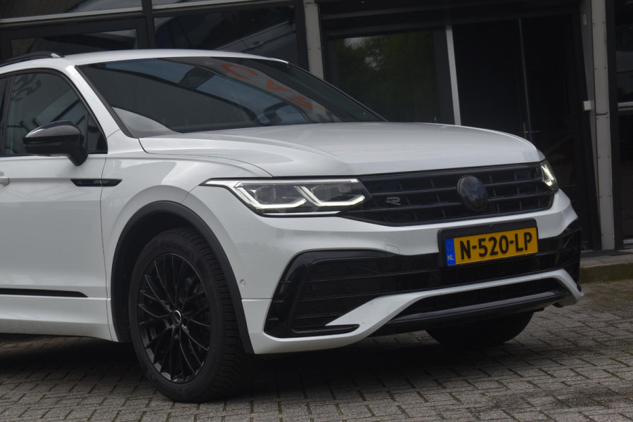 Volkswagen Tiguan 1.5 TSI R-Line Business+ Lane ACC Leder Sfeer 360C Trekhaak