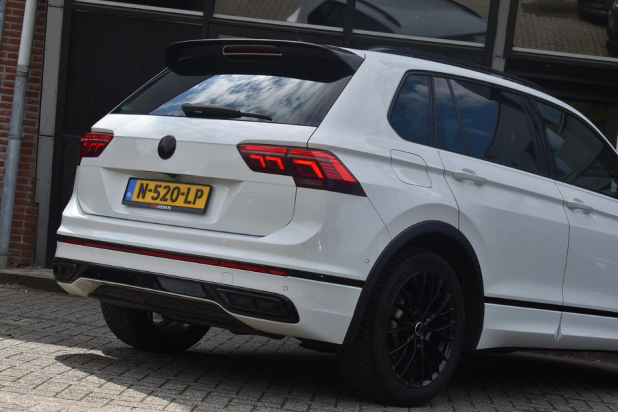 Volkswagen Tiguan 1.5 TSI R-Line Business+ Lane ACC Leder Sfeer 360C Trekhaak