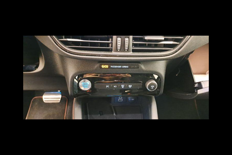 Ford Kuga 2.5 PHEV ST-Line X 243pk | Driver Assistance Pack | Wegklapbare Trekhaak | Winterpack | AGR Stoelen | 2.100kg Trekgewicht