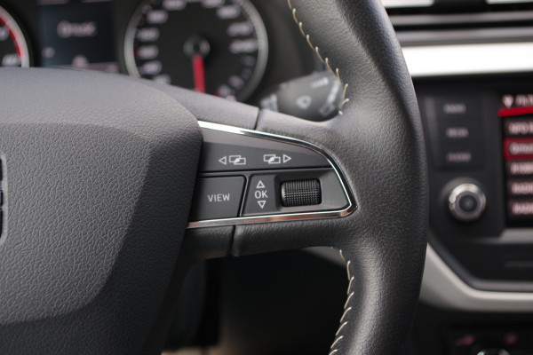 Seat Arona 1.0 TSI Style 115 PK Automaat Business Intense, Adap. Cruise Control, Carplay, Stoelverarming,