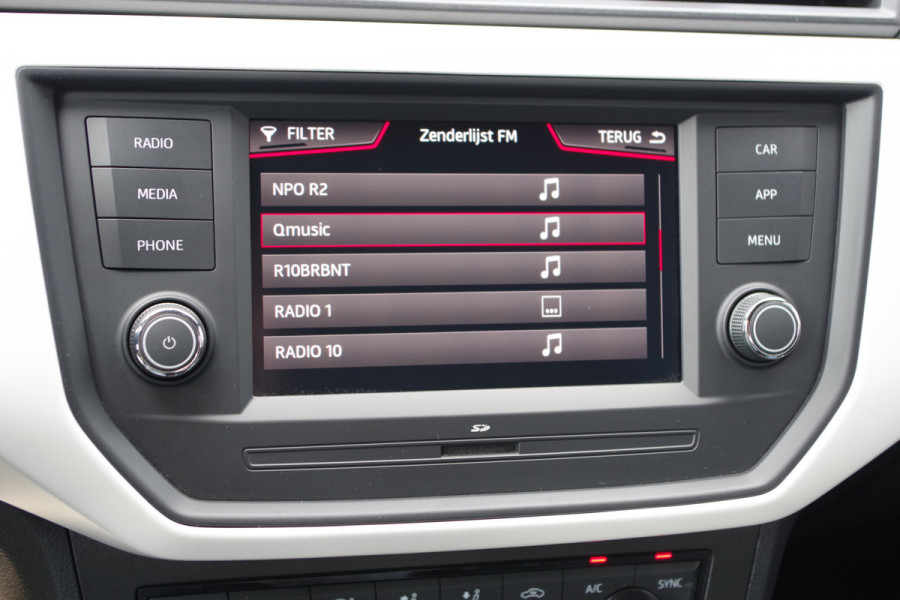 Seat Arona 1.0 TSI Style 115 PK Automaat Business Intense, Adap. Cruise Control, Carplay, Stoelverarming,