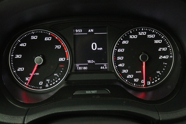Seat Ibiza 1.0 EcoTSI Style Connect (NAVIGATIE, CARPLAY, CRUISE CONTROL, BLUETOOTH, NL-AUTO)