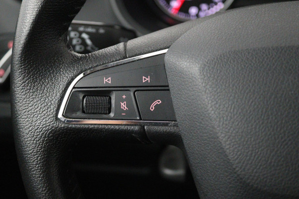 Seat Ibiza 1.0 EcoTSI Style Connect (NAVIGATIE, CARPLAY, CRUISE CONTROL, BLUETOOTH, NL-AUTO)