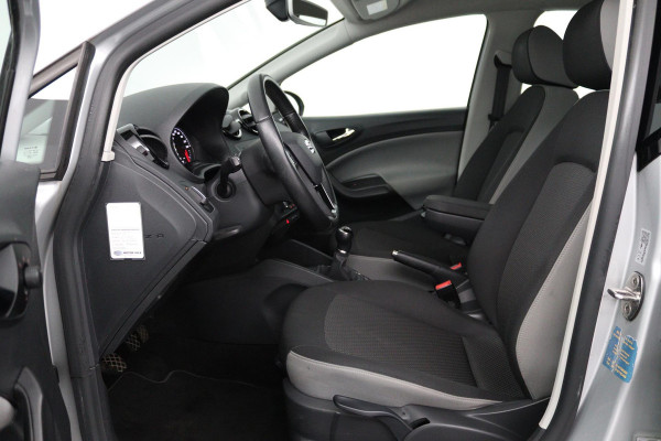 Seat Ibiza 1.0 EcoTSI Style Connect (NAVIGATIE, CARPLAY, CRUISE CONTROL, BLUETOOTH, NL-AUTO)