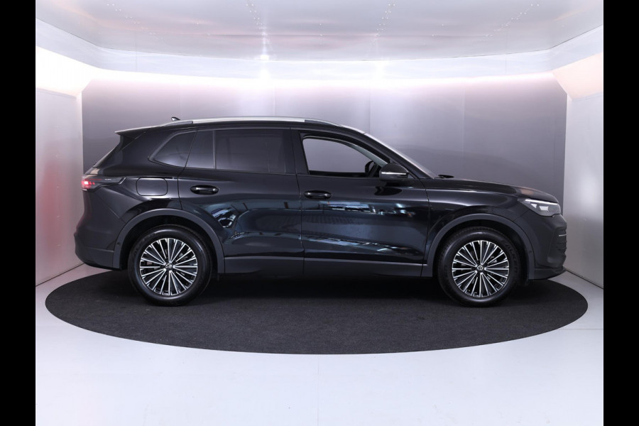 Volkswagen Tiguan 1.5 eTSI Life Edition 130 pk Automaat (DSG) | Navigatie | Elektr. trekhaak | Parkeersensoren (Park assist) | Achteruitrijcamera | Stoelverwarming |
