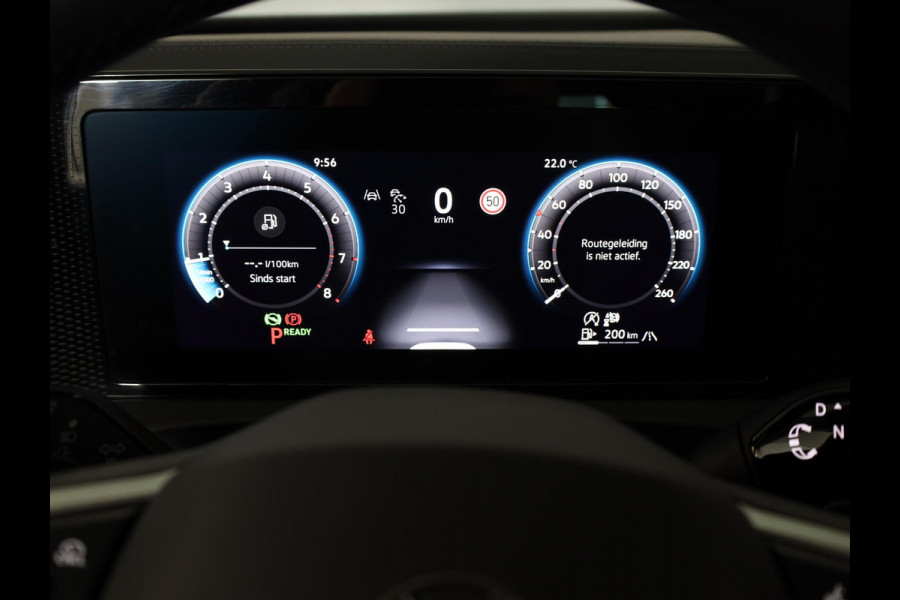 Volkswagen Tiguan 1.5 eTSI Life Edition 130 pk Automaat (DSG) | Navigatie | Elektr. trekhaak | Parkeersensoren (Park assist) | Achteruitrijcamera | Stoelverwarming |