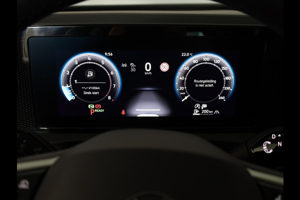 Volkswagen Tiguan 1.5 eTSI Life Edition 130 pk Automaat (DSG) | Navigatie | Elektr. trekhaak | Parkeersensoren (Park assist) | Achteruitrijcamera | Stoelverwarming |