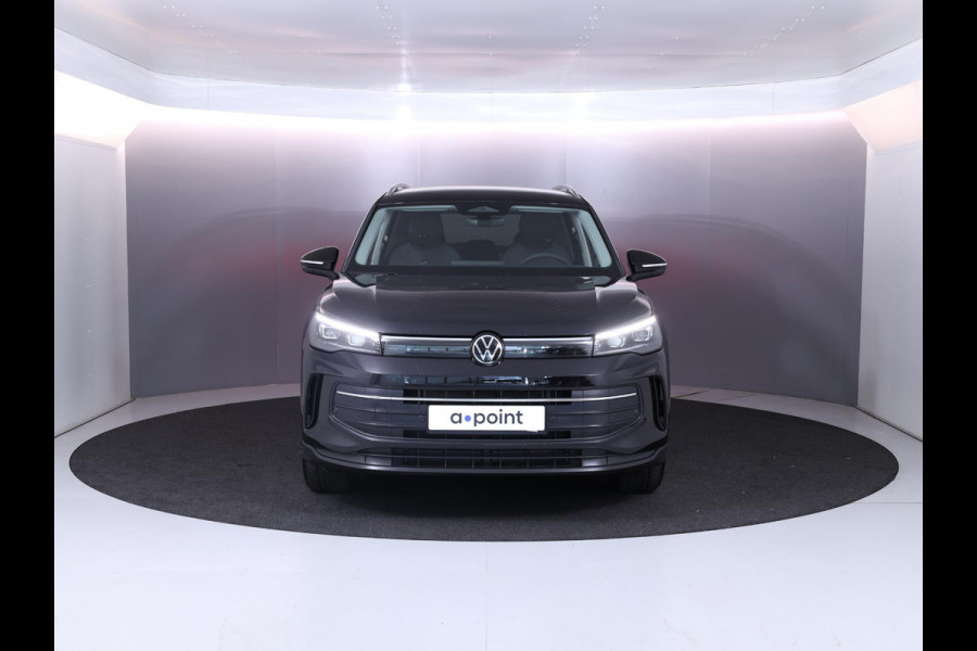 Volkswagen Tiguan 1.5 eTSI Life Edition 130 pk Automaat (DSG) | Navigatie | Elektr. trekhaak | Parkeersensoren (Park assist) | Achteruitrijcamera | Stoelverwarming |