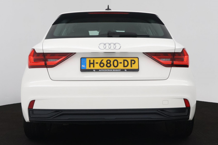 Audi A1 Sportback 25 TFSI epic (LANE-ASSIST, CRUISE CONTROL, NAVIGATIE, DIGITAAL DASHBOARD, NL-AUTO)