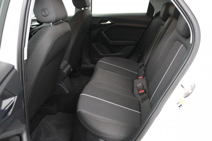 Audi A1 Sportback 25 TFSI epic (LANE-ASSIST, CRUISE CONTROL, NAVIGATIE, DIGITAAL DASHBOARD, NL-AUTO)