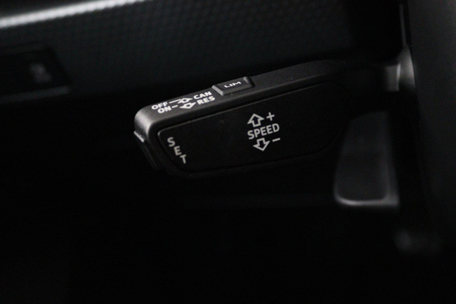 Audi A1 Sportback 25 TFSI epic (LANE-ASSIST, CRUISE CONTROL, NAVIGATIE, DIGITAAL DASHBOARD, NL-AUTO)