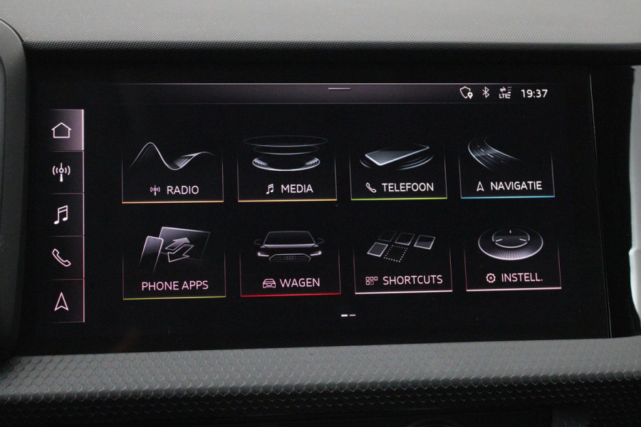 Audi A1 Sportback 25 TFSI epic (LANE-ASSIST, CRUISE CONTROL, NAVIGATIE, DIGITAAL DASHBOARD, NL-AUTO)