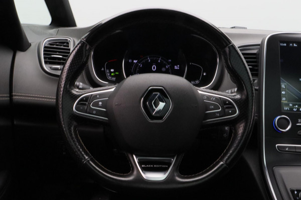 Renault Scénic 1.3 TCe Limited Automaat Trekhaak Adaptive-cruise Panorama-dak Navigatie Leder Climate-control Cruise