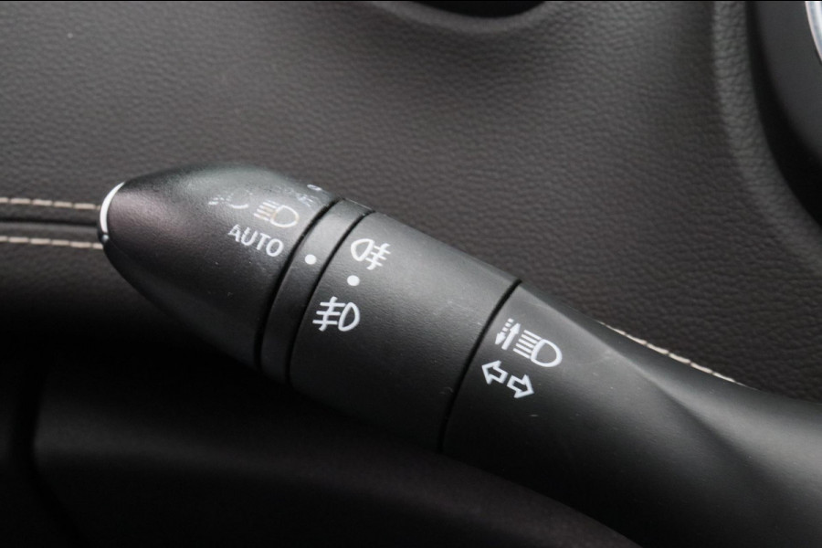 Renault Scénic 1.3 TCe Limited Automaat Trekhaak Adaptive-cruise Panorama-dak Navigatie Leder Climate-control Cruise