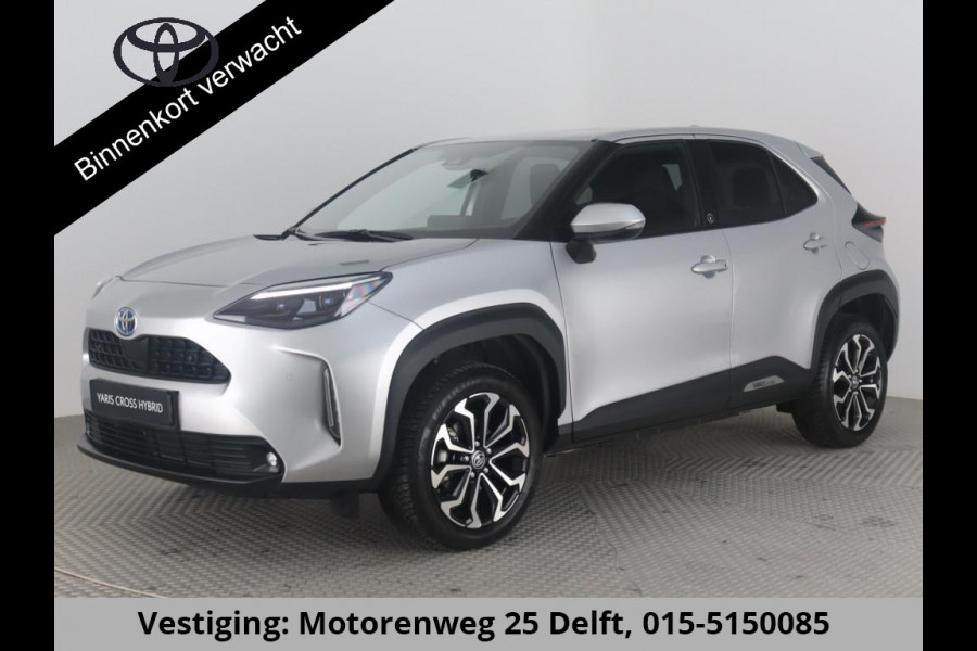 Toyota Yaris Cross 1.5 HYBRID DYNAMIC BI-TONE GARANTIE 3-2033 NAVIGATIE. APPLE CARPLAY & ANDROIDAUTO. CAMERA.